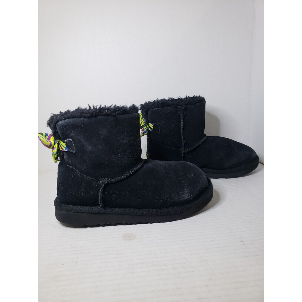 UGG 1132719K Kids Girls Mini Bailey Bow Galactic Black Winter Boots Size 3 EUC
